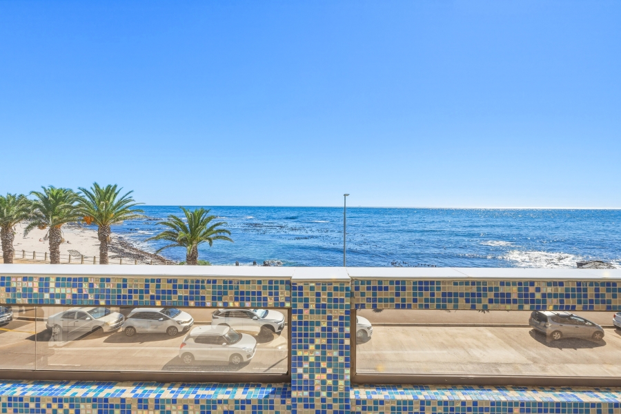 3 Bedroom Property for Sale in Sea Point Western Cape